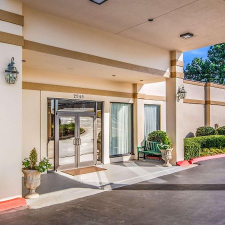 Quality Inn Suwanee I-85 Екстериор снимка