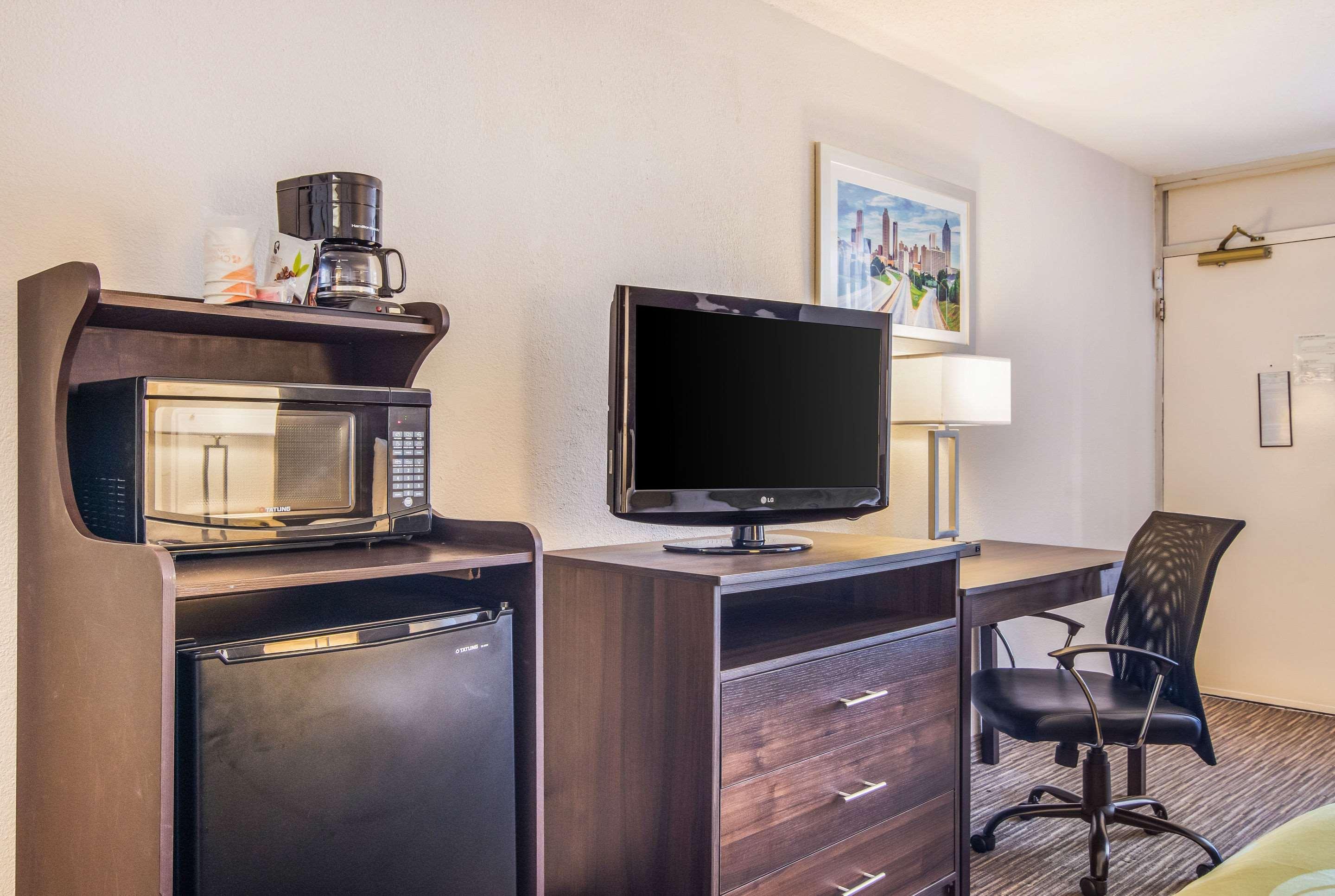 Quality Inn Suwanee I-85 Екстериор снимка