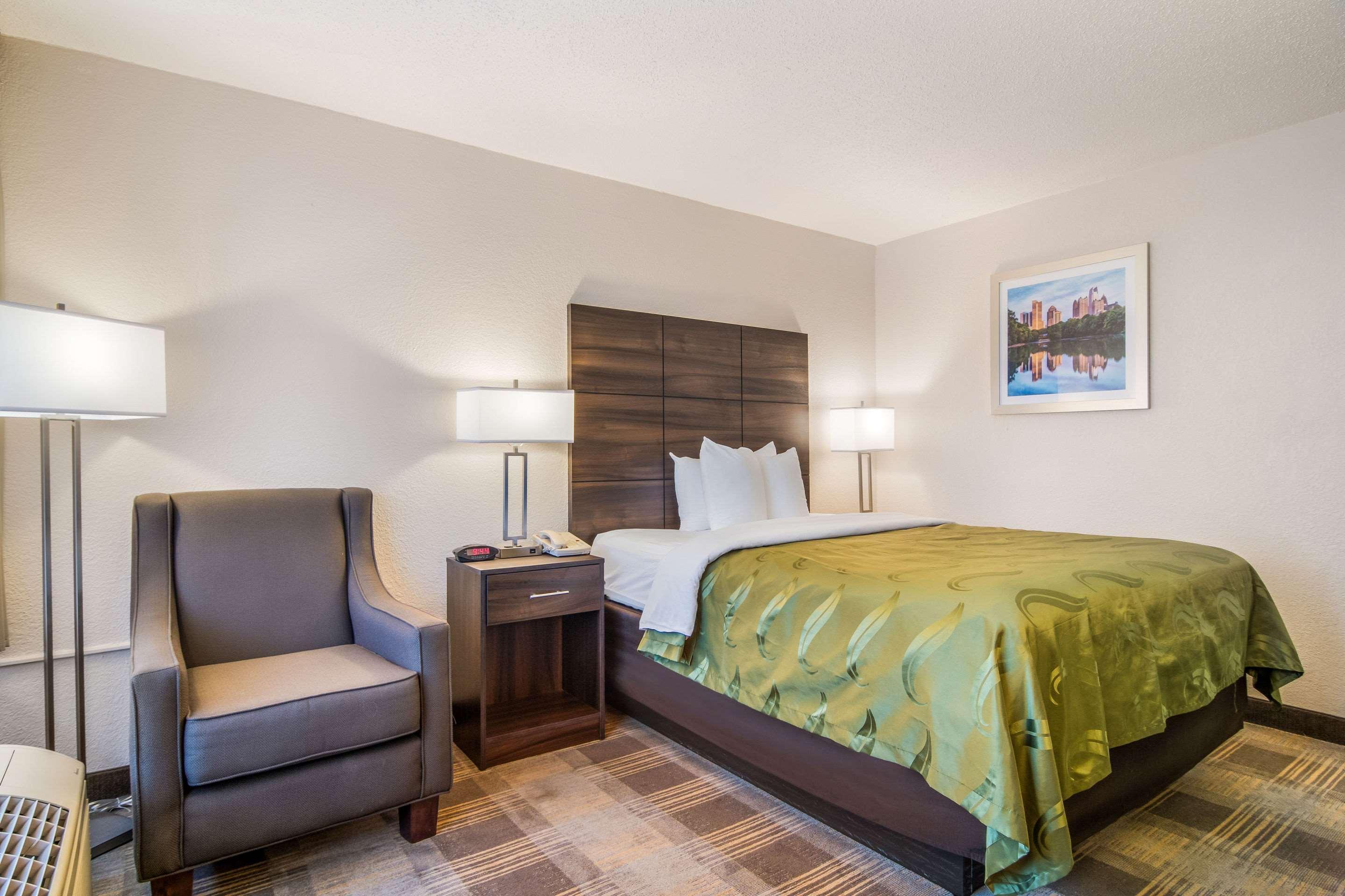 Quality Inn Suwanee I-85 Екстериор снимка