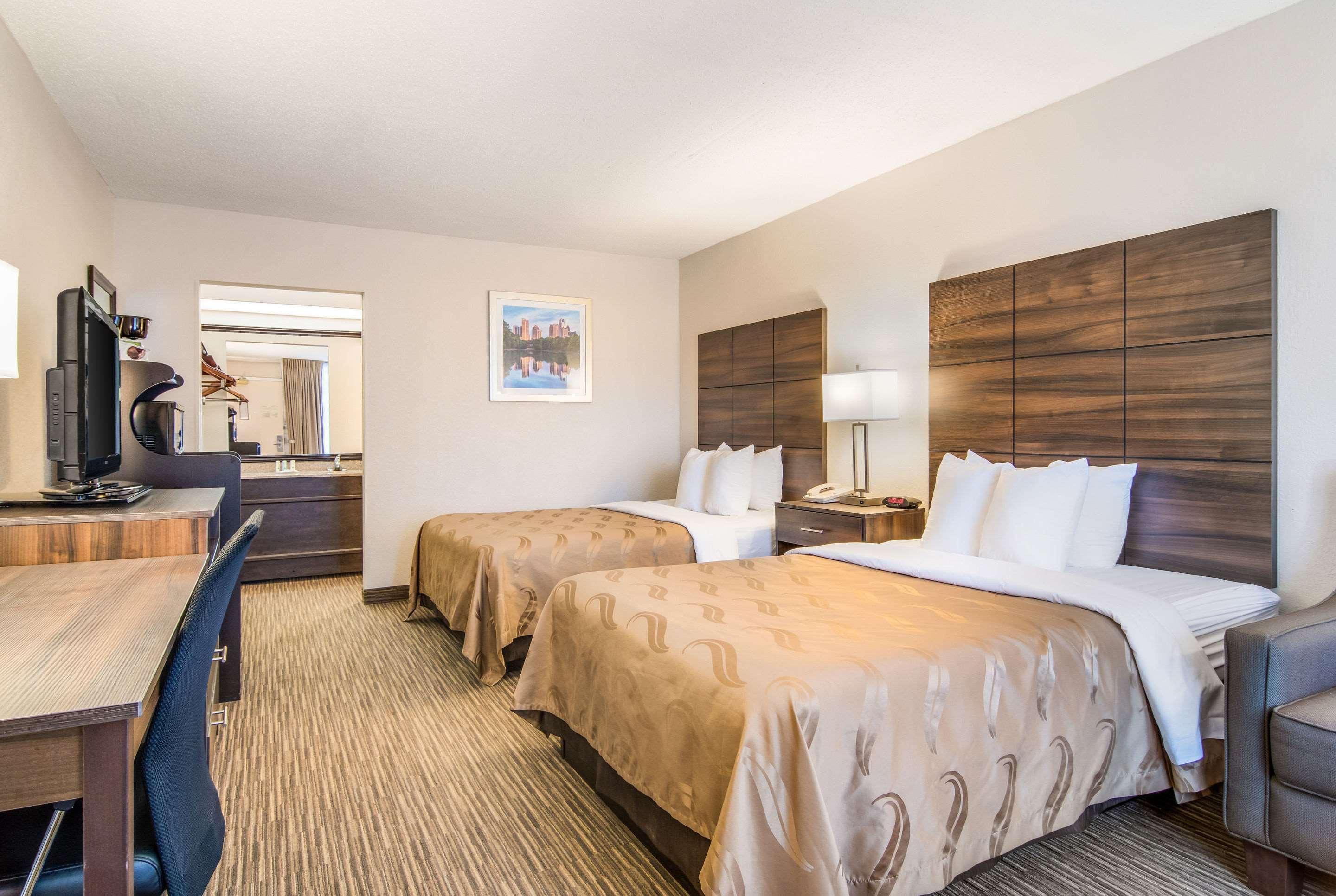 Quality Inn Suwanee I-85 Екстериор снимка
