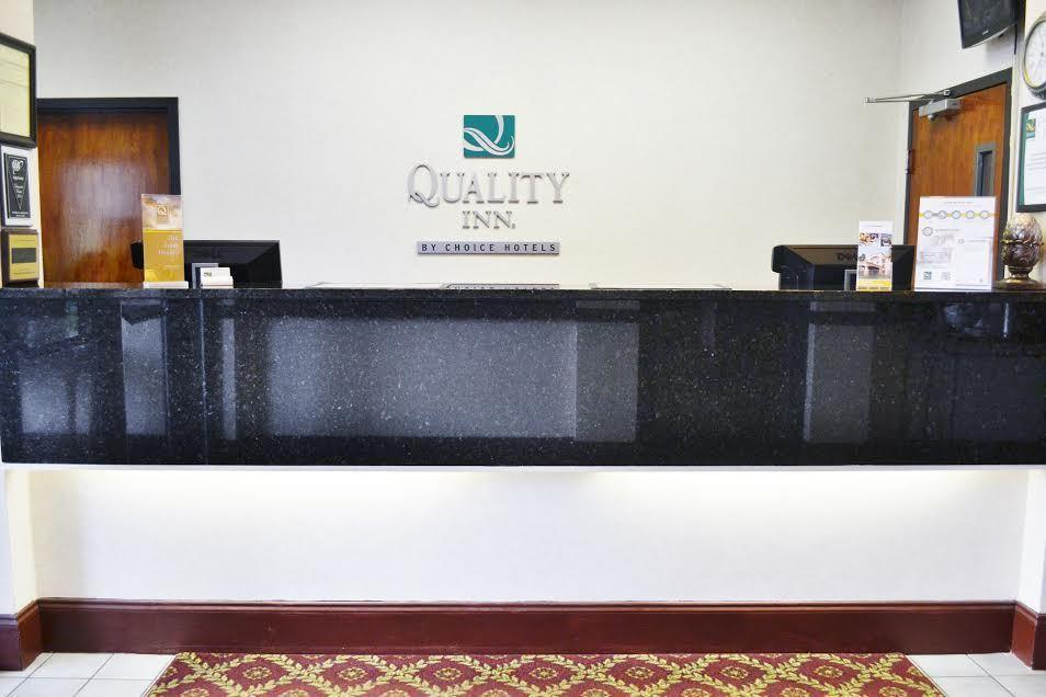 Quality Inn Suwanee I-85 Екстериор снимка