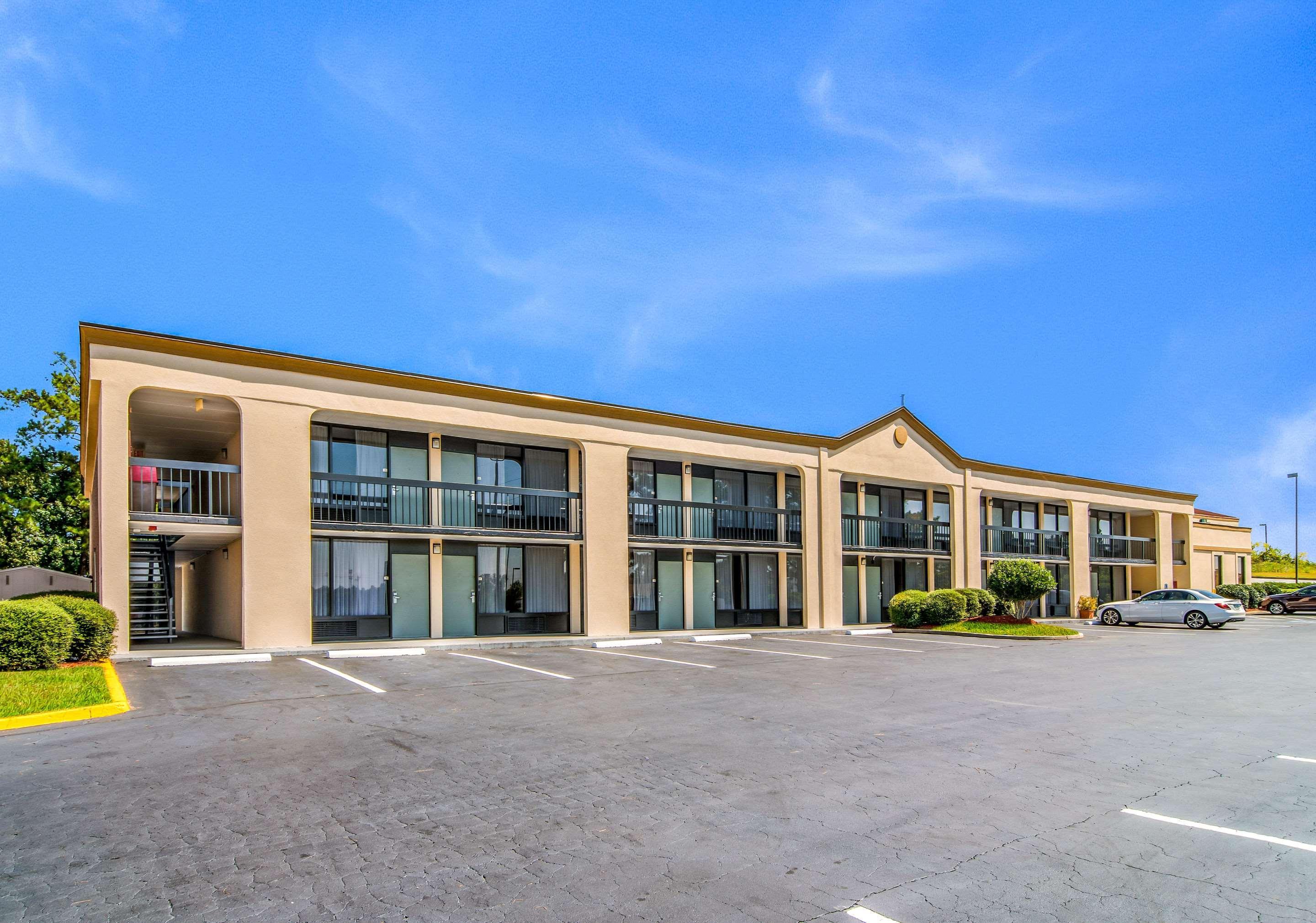 Quality Inn Suwanee I-85 Екстериор снимка