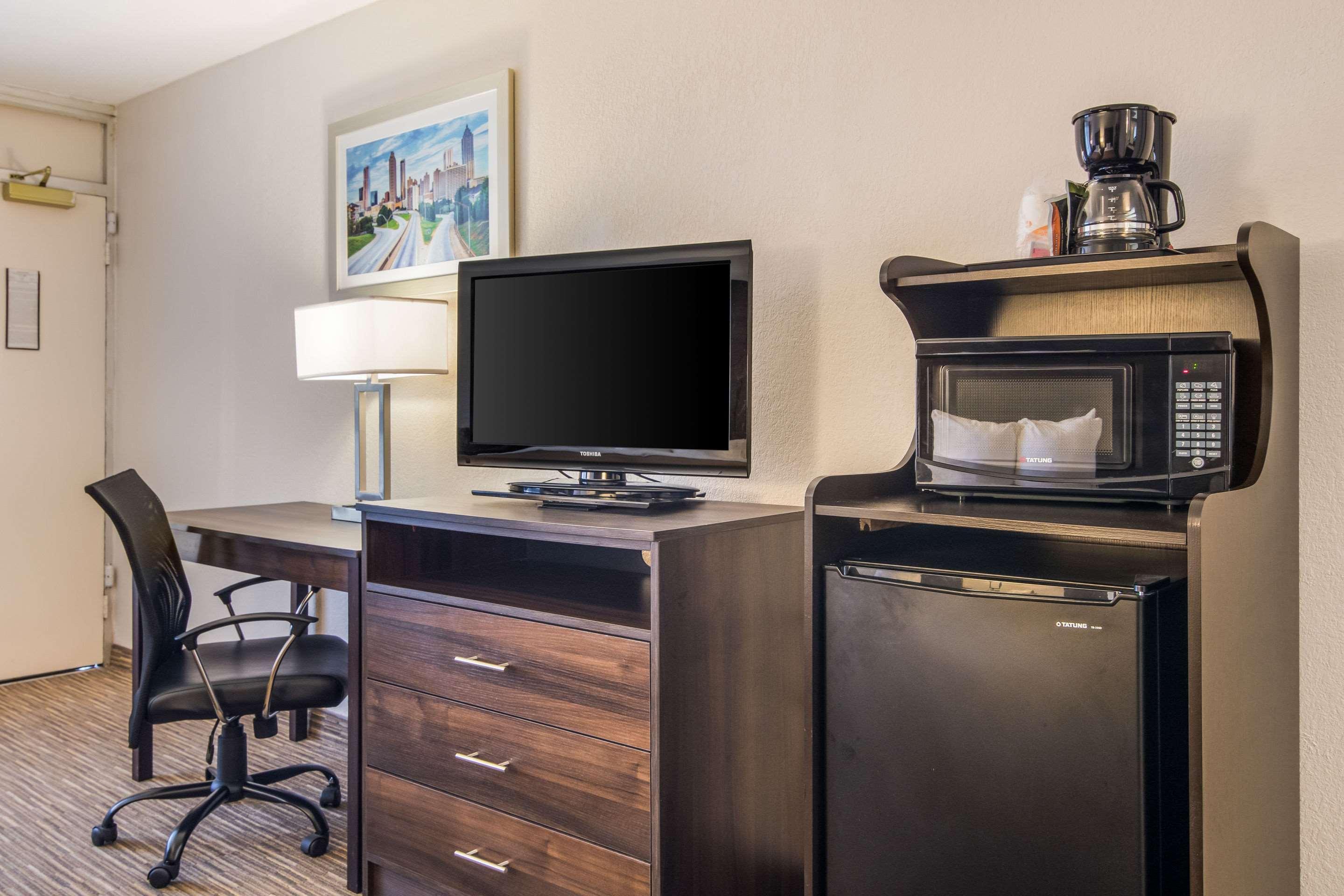 Quality Inn Suwanee I-85 Екстериор снимка
