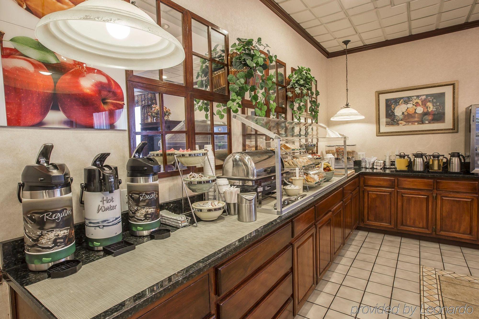 Quality Inn Suwanee I-85 Екстериор снимка