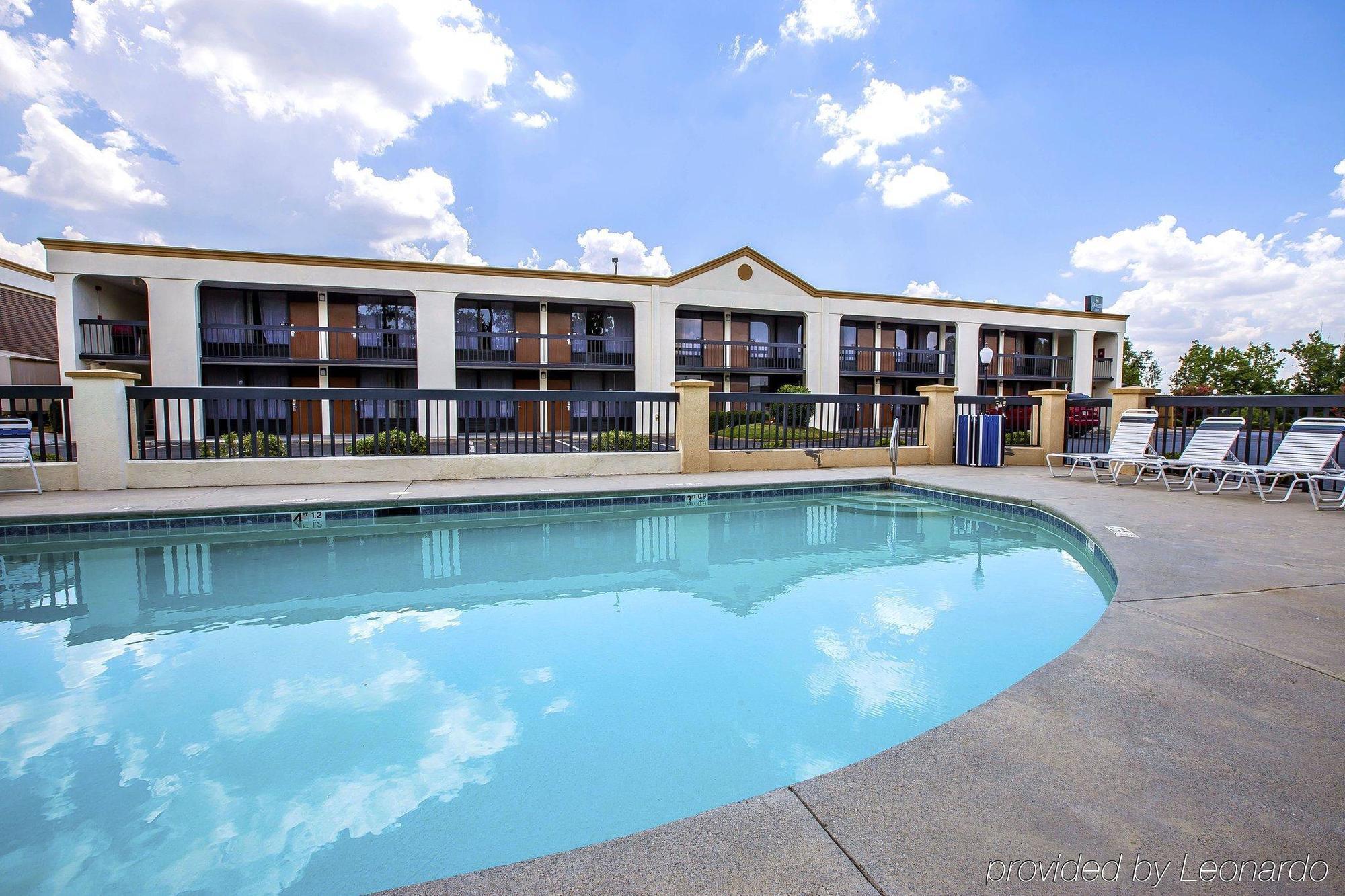 Quality Inn Suwanee I-85 Екстериор снимка