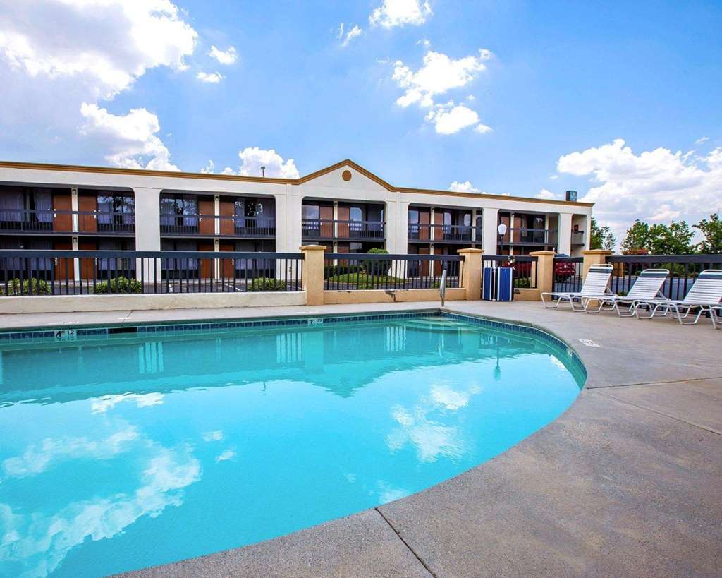 Quality Inn Suwanee I-85 Съоръжения снимка