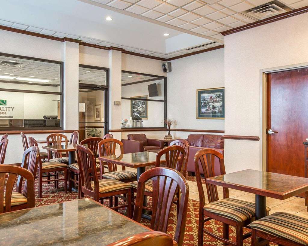 Quality Inn Suwanee I-85 Ресторант снимка