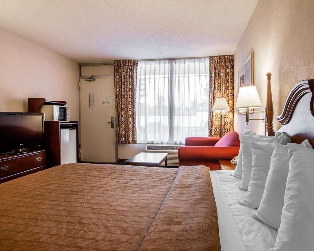 Quality Inn Suwanee I-85 Стая снимка